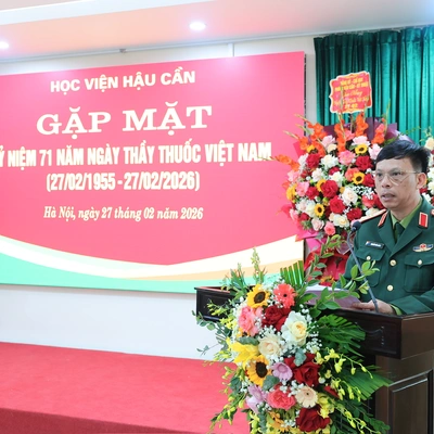 HỌC VIỆN HẬU CẦN TRI ÂN NHỮNG “CHIẾN SĨ ÁO TRẮNG” NHÂN NGÀY THẦY THUỐC VIỆT NAM
